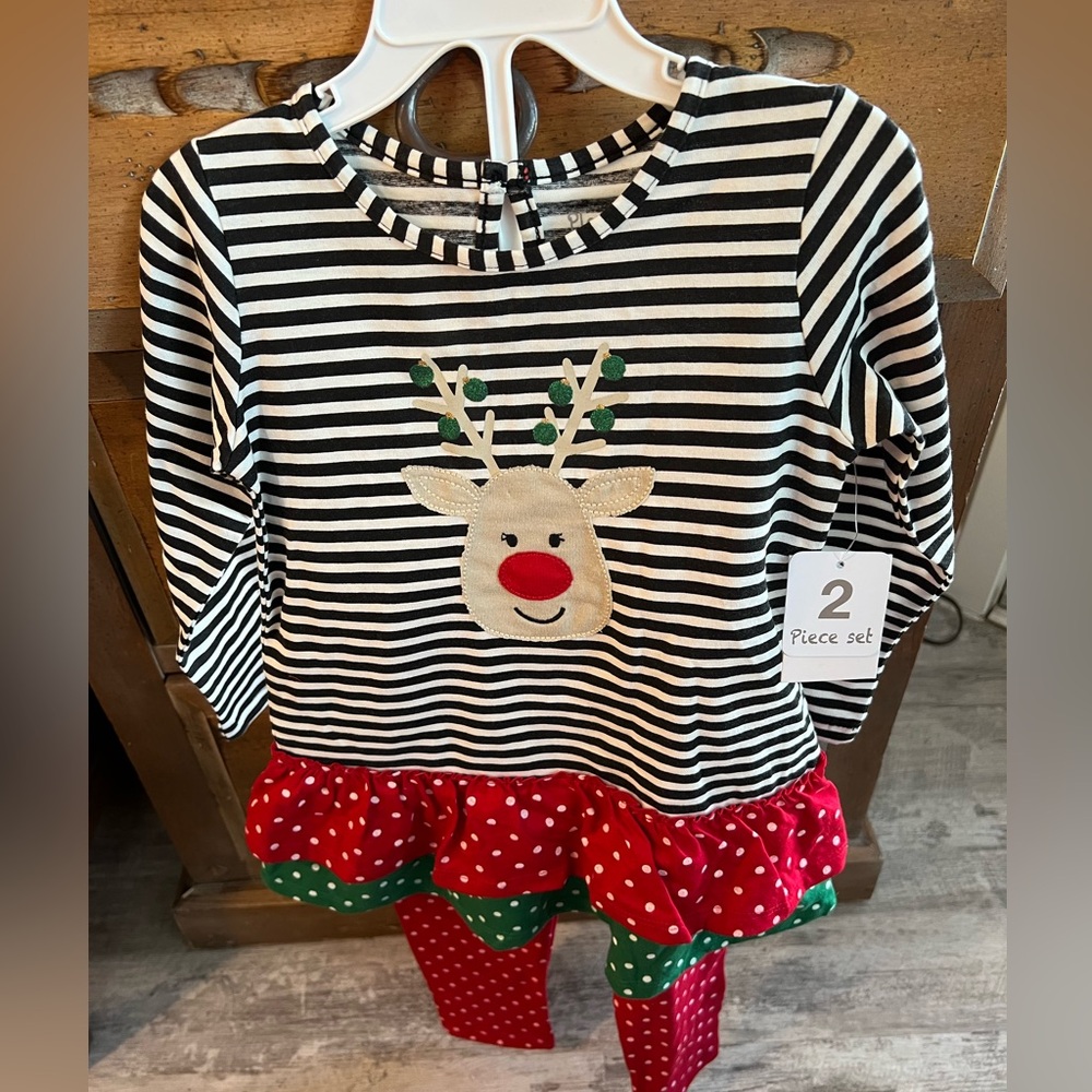 Girls Christmas Outfit Reindeer Polka Dots 2 Pc Set Shirt Leggings NWT 4T